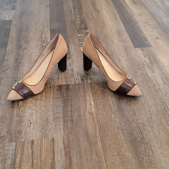 ADRIENNE VITTADINI Women's Nanna Buckle Block Heel Pointed Toe Suede Shoes 8.5 - Picture 9 of 13